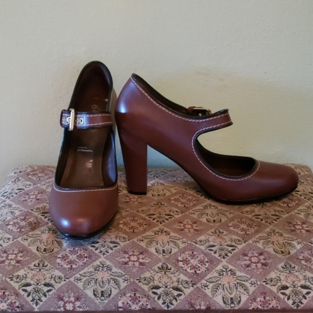 NWOT Rockport Mary Janes